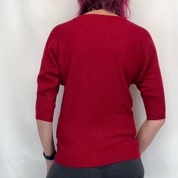 Cable & Gauge Women's Dolman Sleeve Sweater S SM Small Ruby Red Buttons Ribbed - Picture 2 of 12
